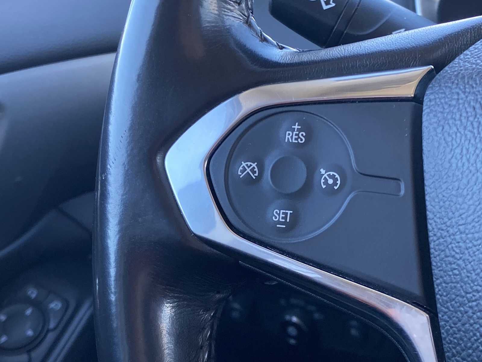 Thumbnail: 2019 Chevrolet Traverse - 30