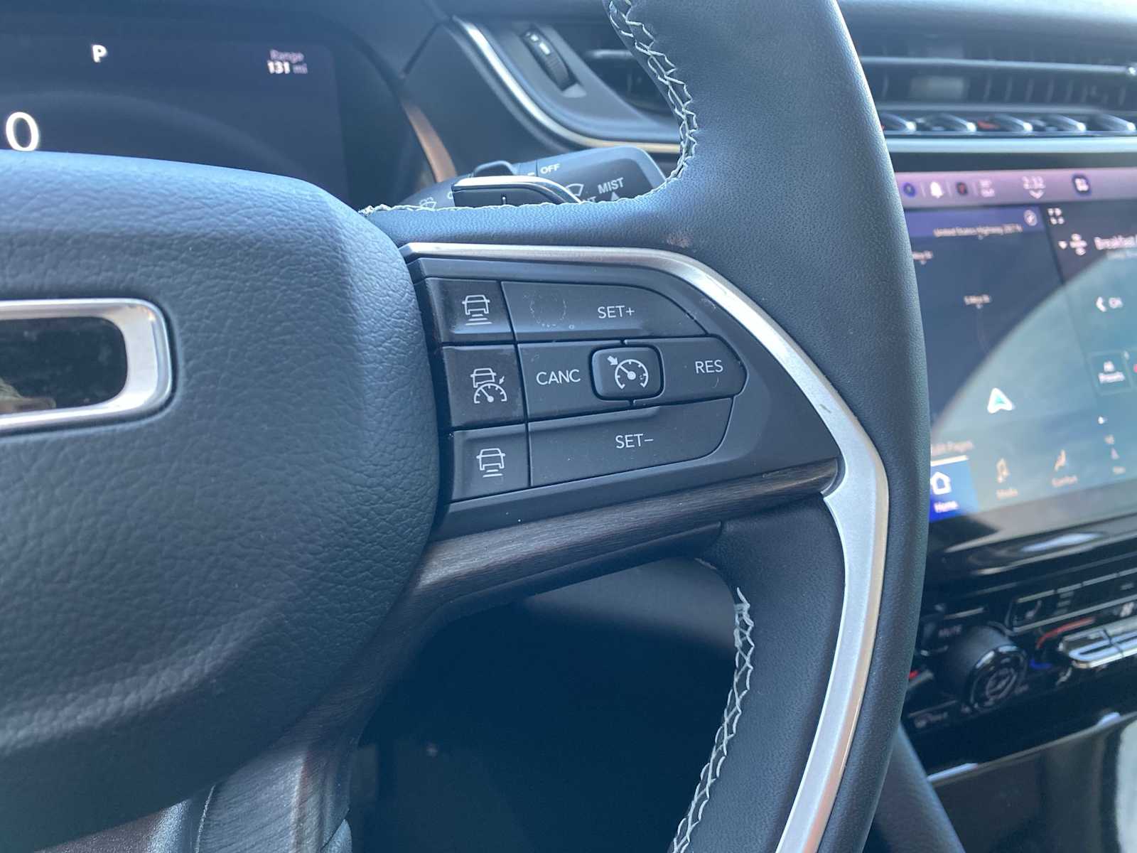 Thumbnail: 2023 Jeep Grand Cherokee - 28