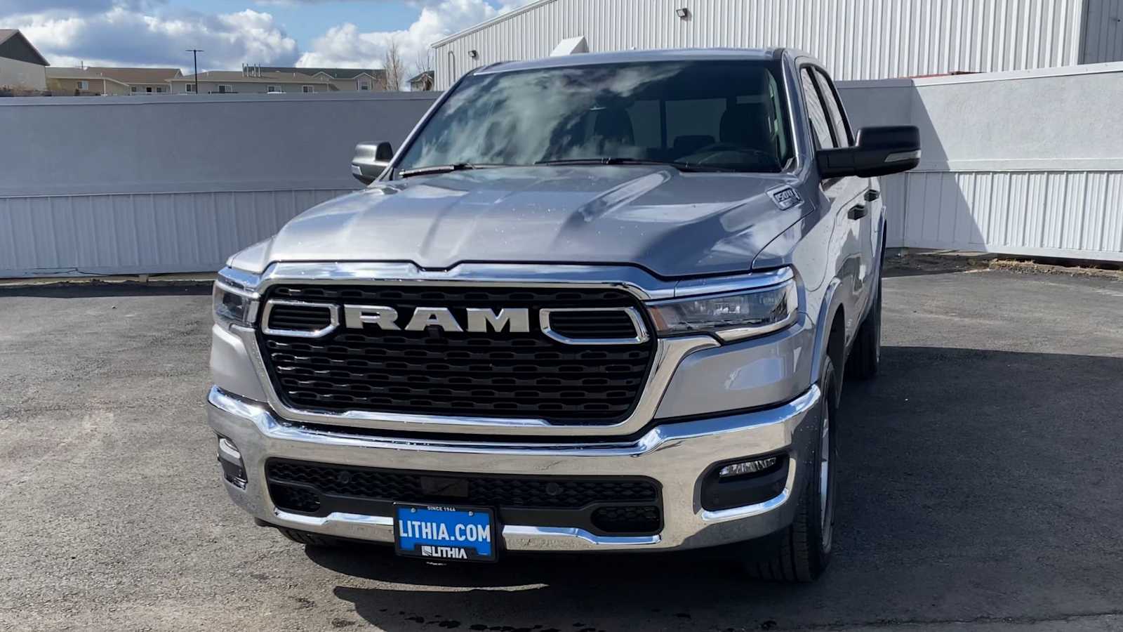 Thumbnail: 2025 RAM 1500 - 3