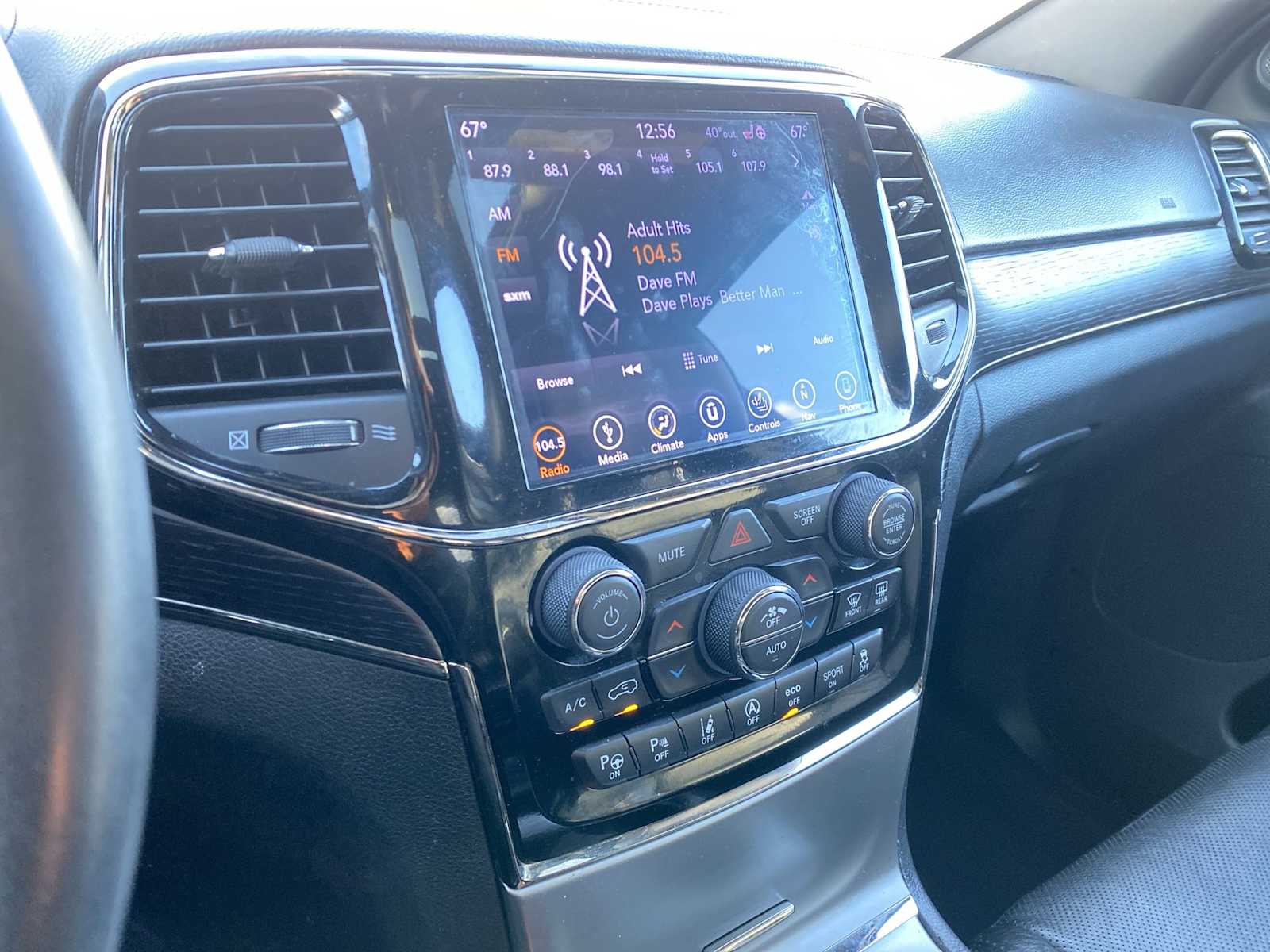 Thumbnail: 2019 Jeep Grand Cherokee - 17