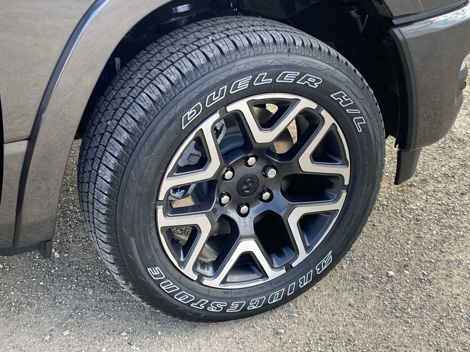 Thumbnail: 2026 RAM 1500 - 15