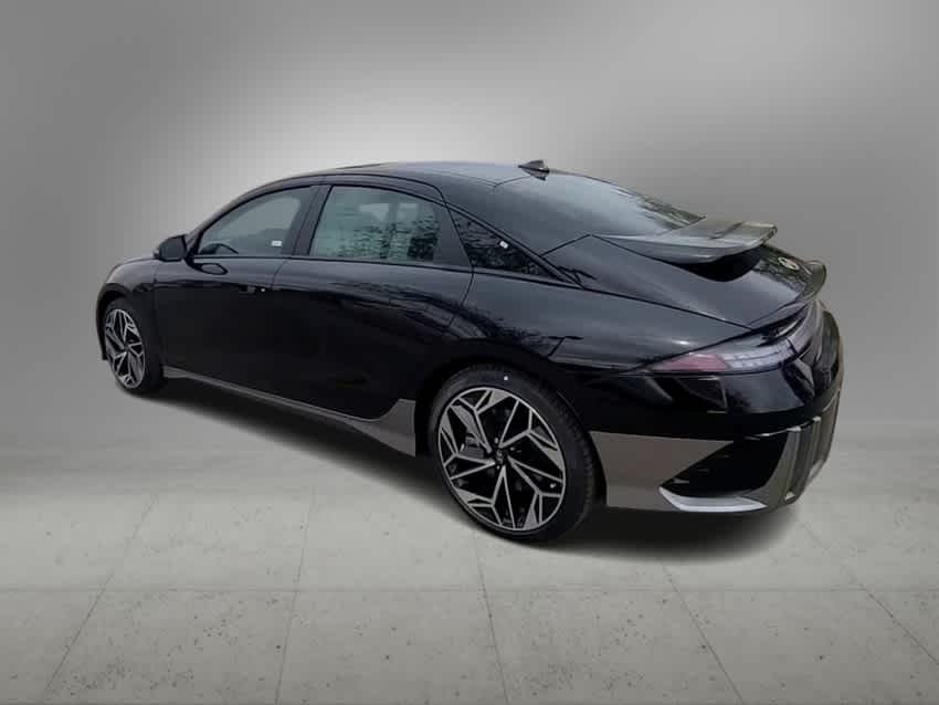 Thumbnail: 2023 Hyundai Ioniq 6 - 5