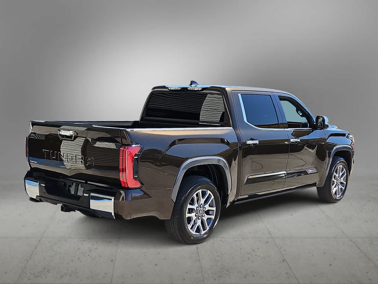 Thumbnail: 2022 Toyota Tundra - 8