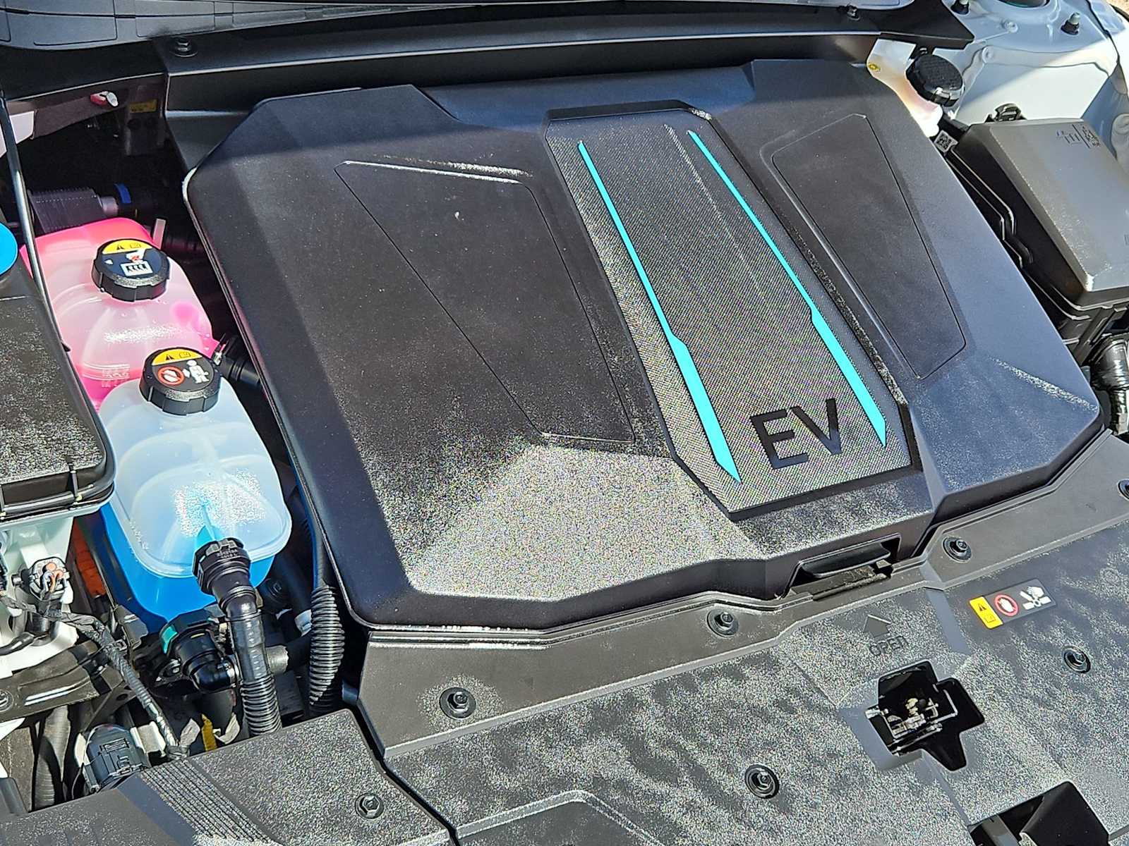 Thumbnail: 2024 Hyundai Ioniq 5 - 14