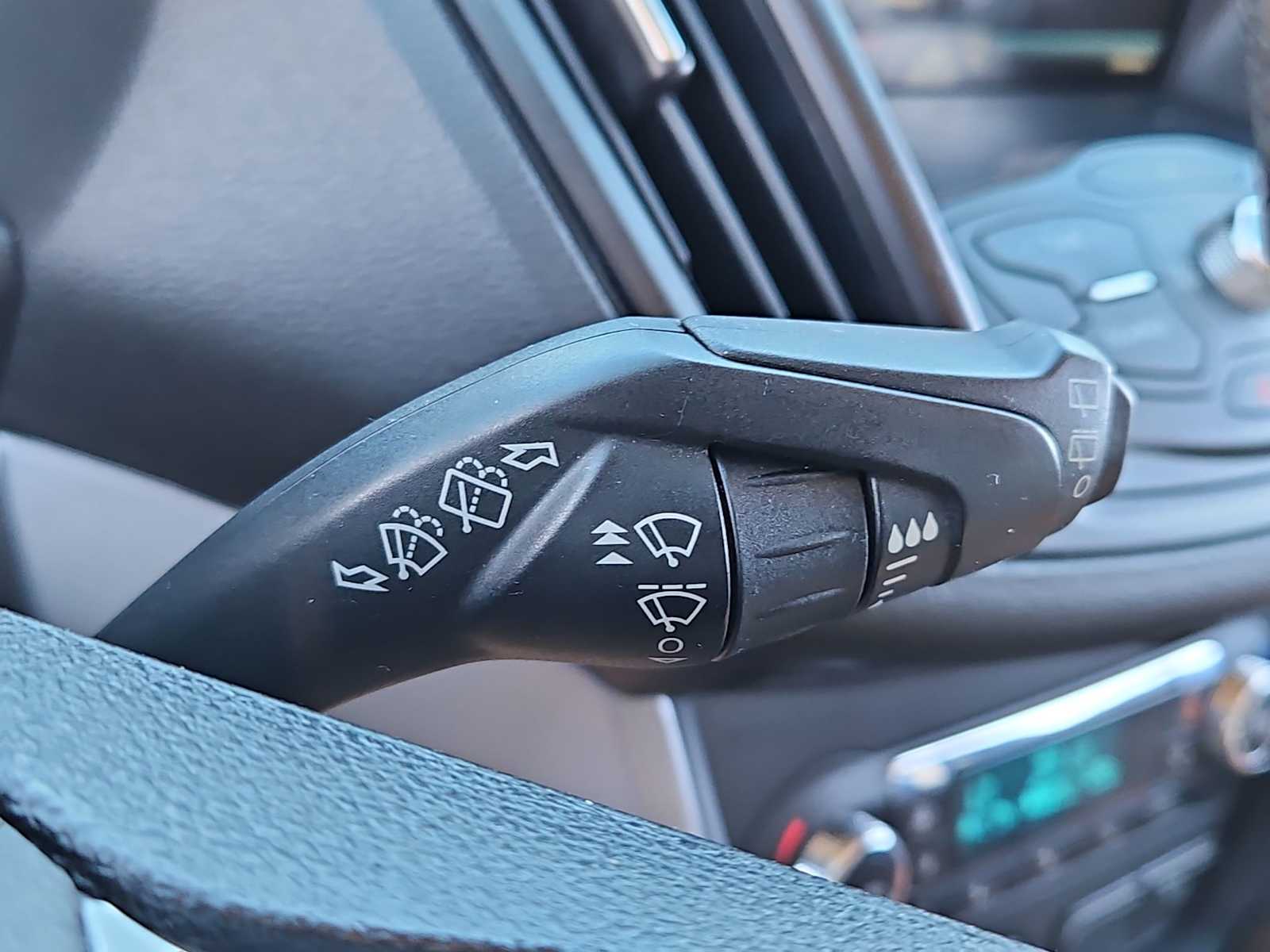 Thumbnail: 2015 Ford Escape - 26