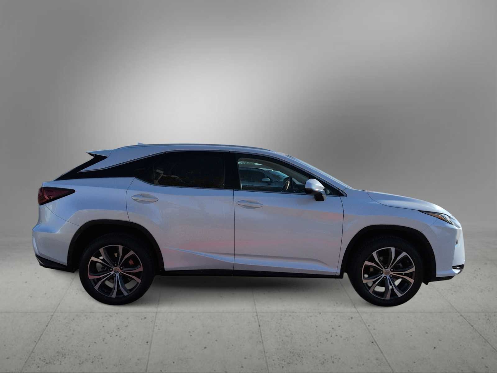 Thumbnail: 2017 Lexus RX - 9