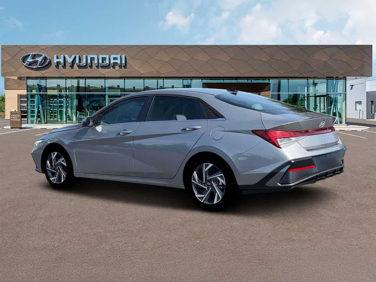 Thumbnail: 2026 Hyundai Elantra - 4