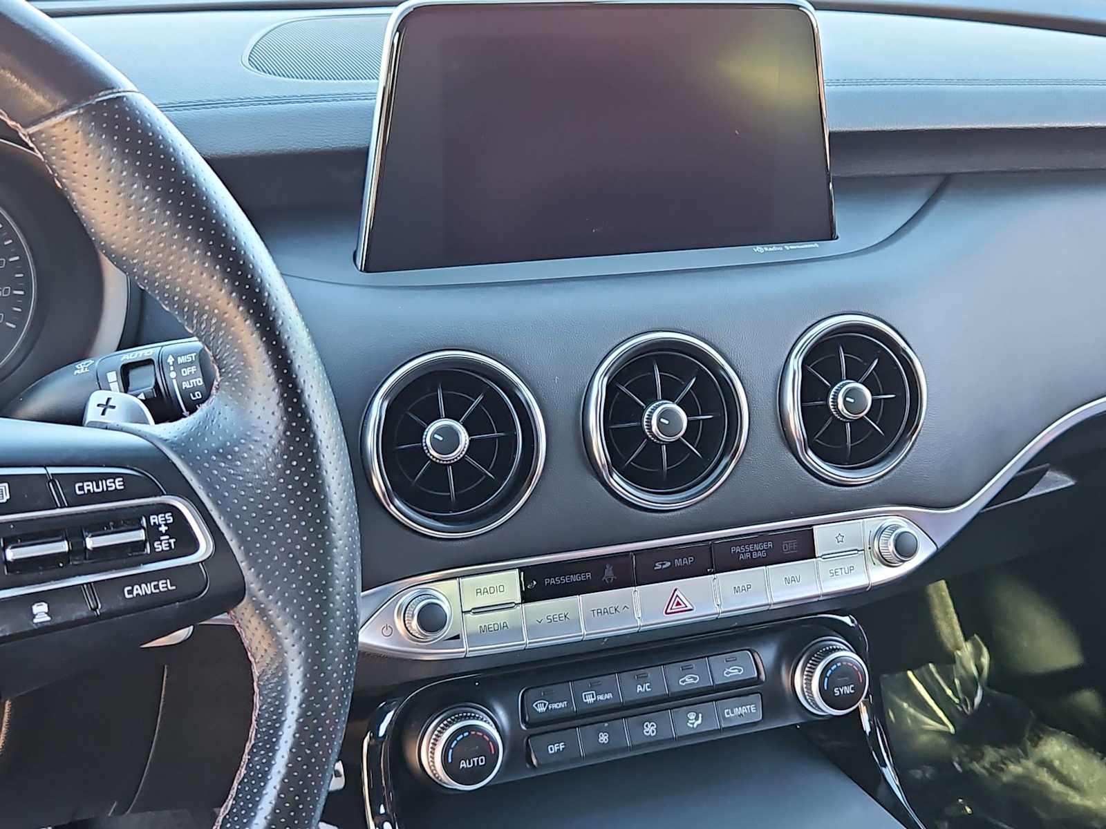 Thumbnail: 2019 Kia Stinger - 28