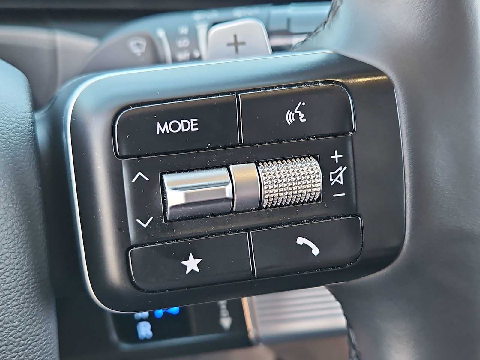 Thumbnail: 2025 Hyundai Santa Fe - 24