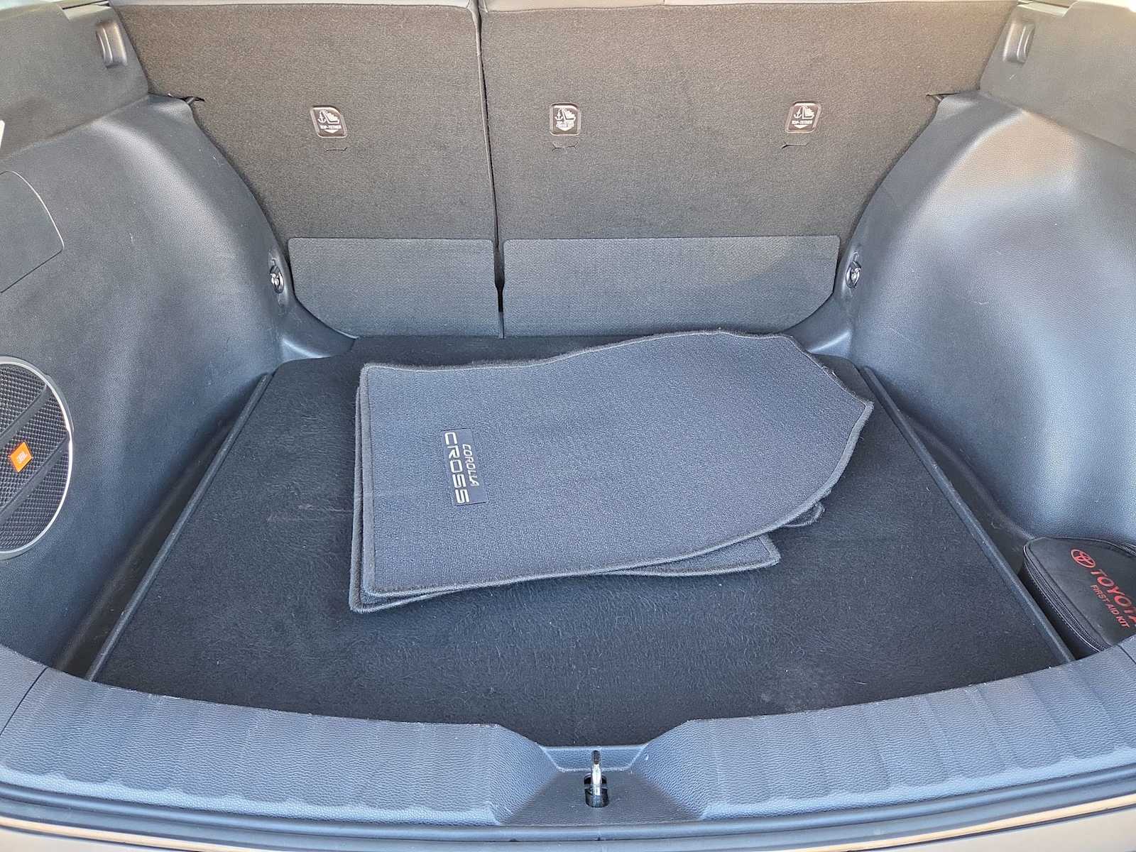 Thumbnail: 2023 Toyota Corolla Cross - 35