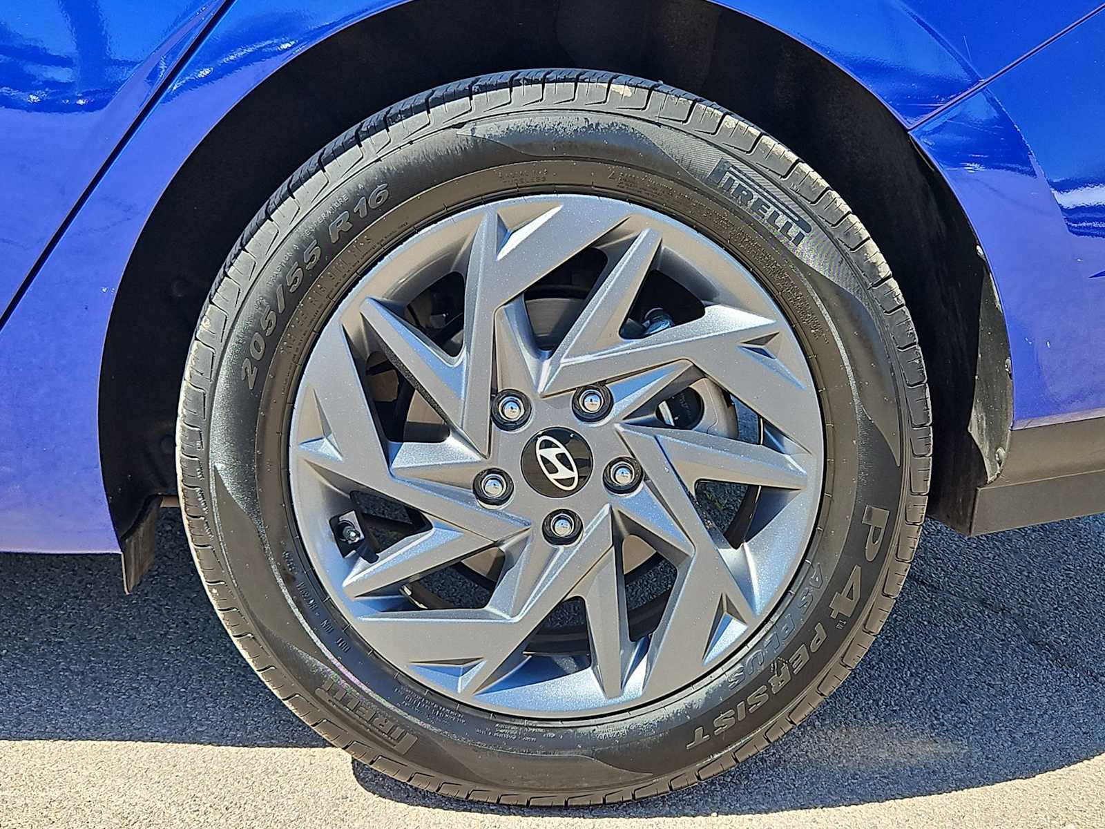 Thumbnail: 2024 Hyundai Elantra - 13