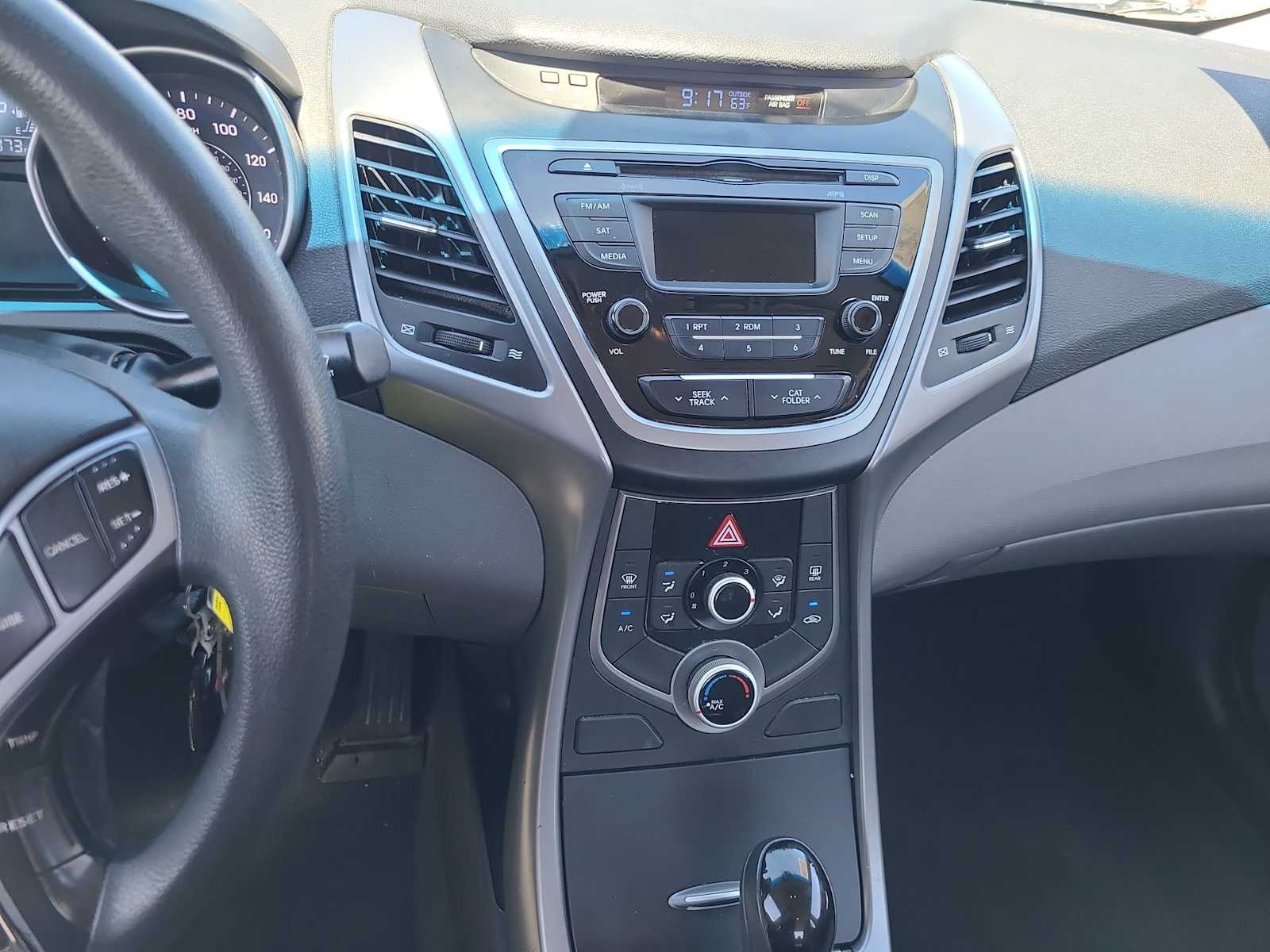 Thumbnail: 2016 Hyundai Elantra - 24