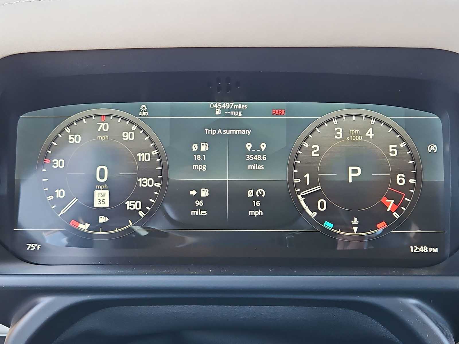 Thumbnail: 2022 Land Rover Defender - 35