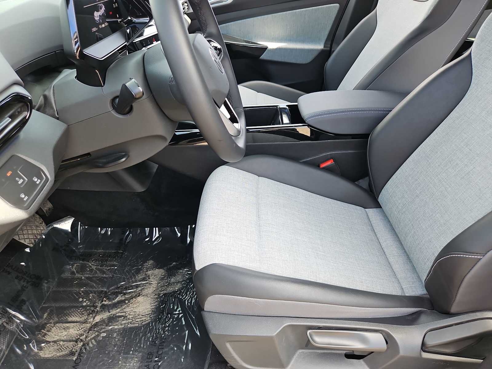 Thumbnail: 2023 Volkswagen ID.4 - 16