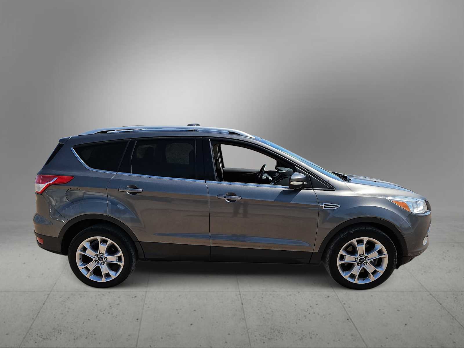 Thumbnail: 2014 Ford Escape - 9