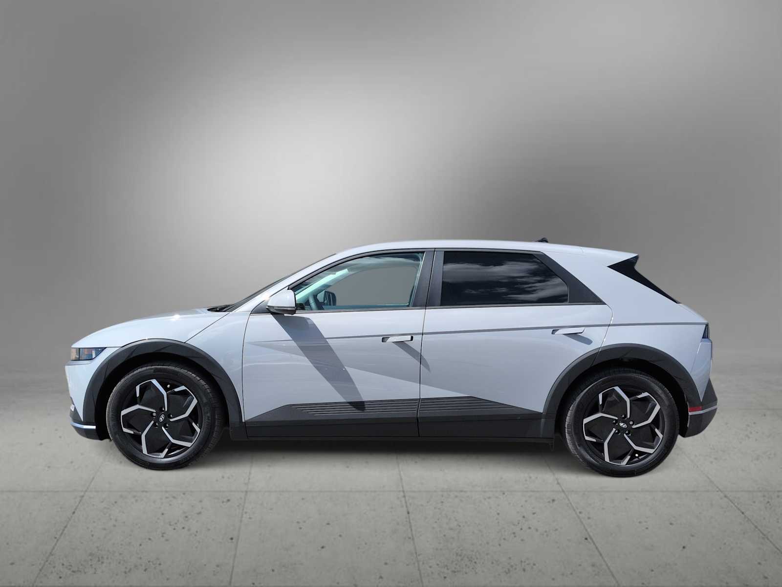 Thumbnail: 2024 Hyundai Ioniq 5 - 5