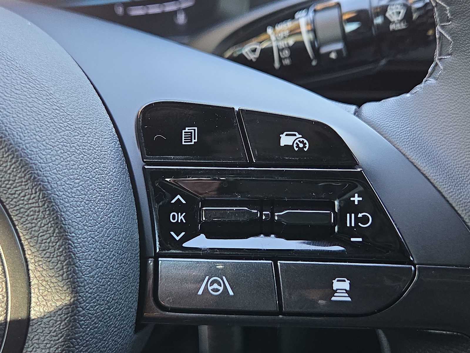 Thumbnail: 2026 Hyundai Elantra - 25