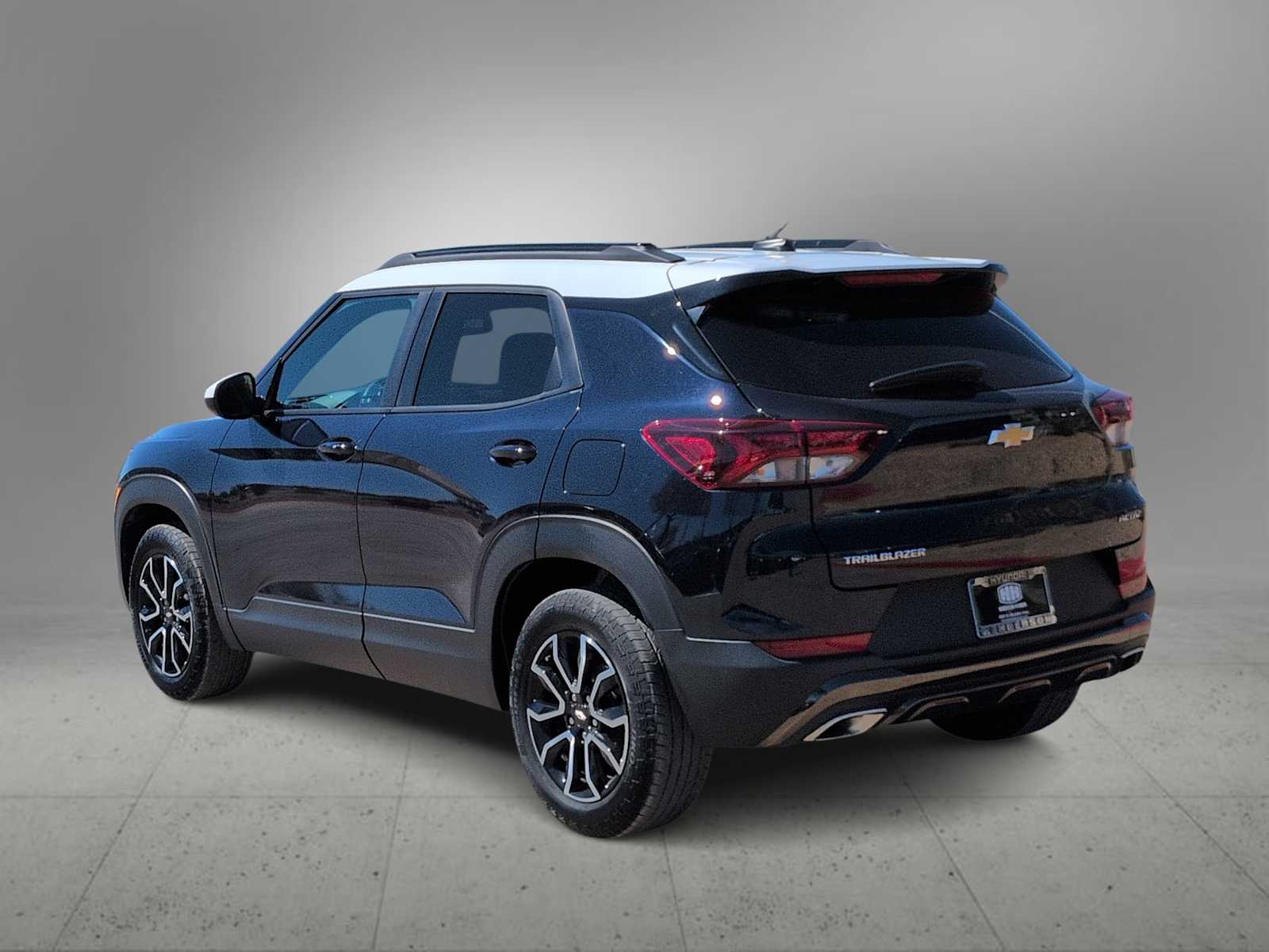 Thumbnail: 2021 Chevrolet TrailBlazer - 6