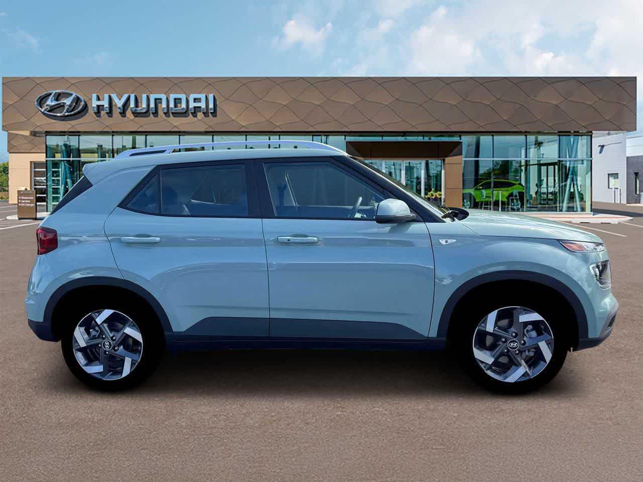 Thumbnail: 2026 Hyundai Venue - 9