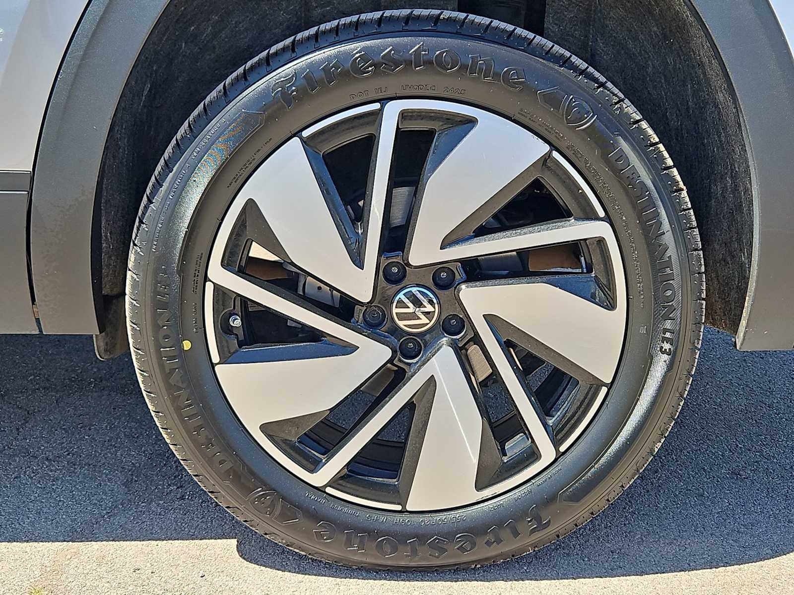 Thumbnail: 2024 Volkswagen Atlas - 13