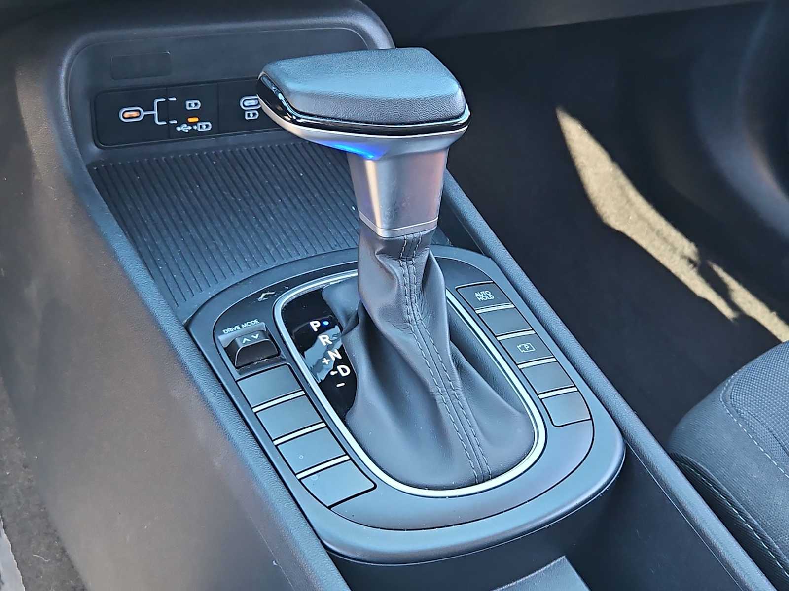 Thumbnail: 2024 Hyundai Kona - 32