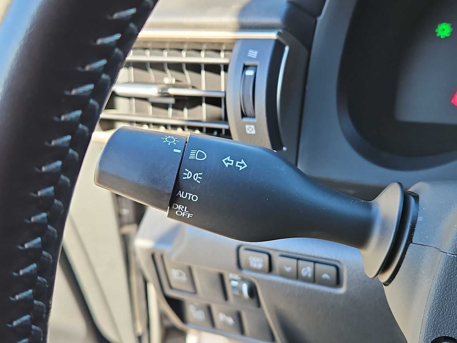 Thumbnail: 2019 Lexus IS - 26