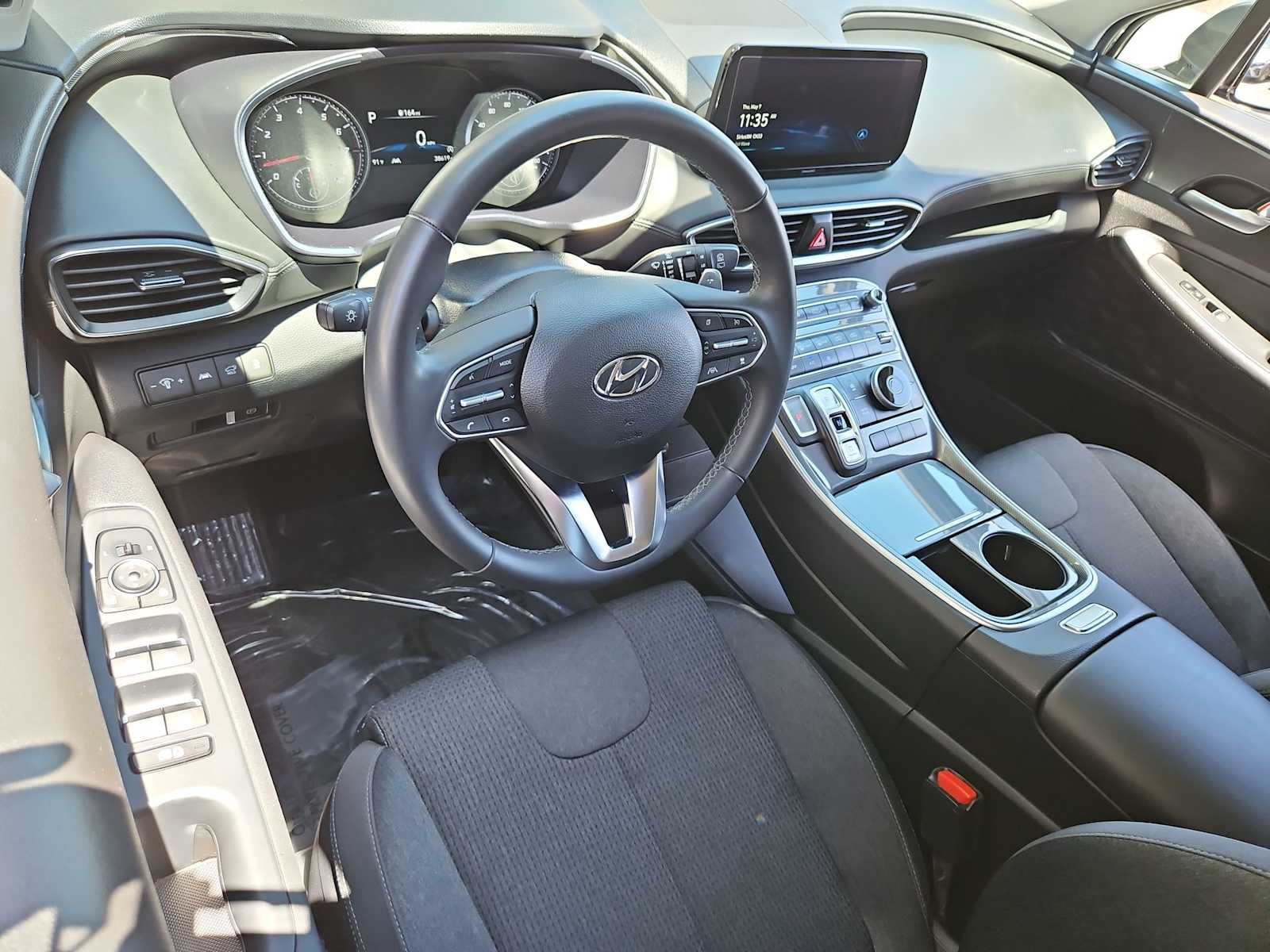 Thumbnail: 2023 Hyundai Santa Fe - 9