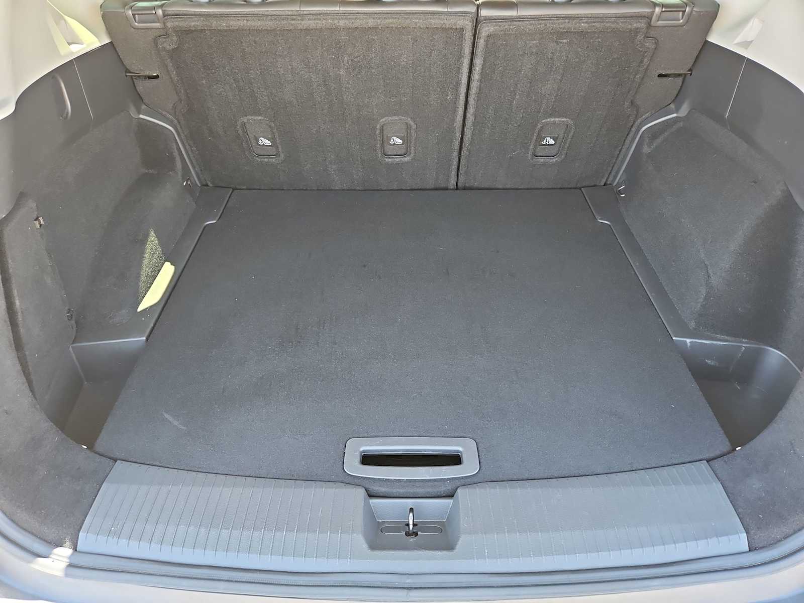 Thumbnail: 2023 Nissan Rogue - 33