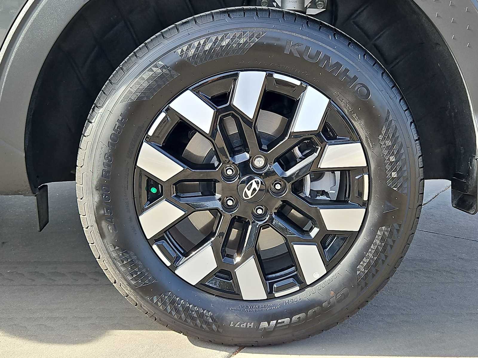 Thumbnail: 2025 Hyundai Santa Cruz - 14