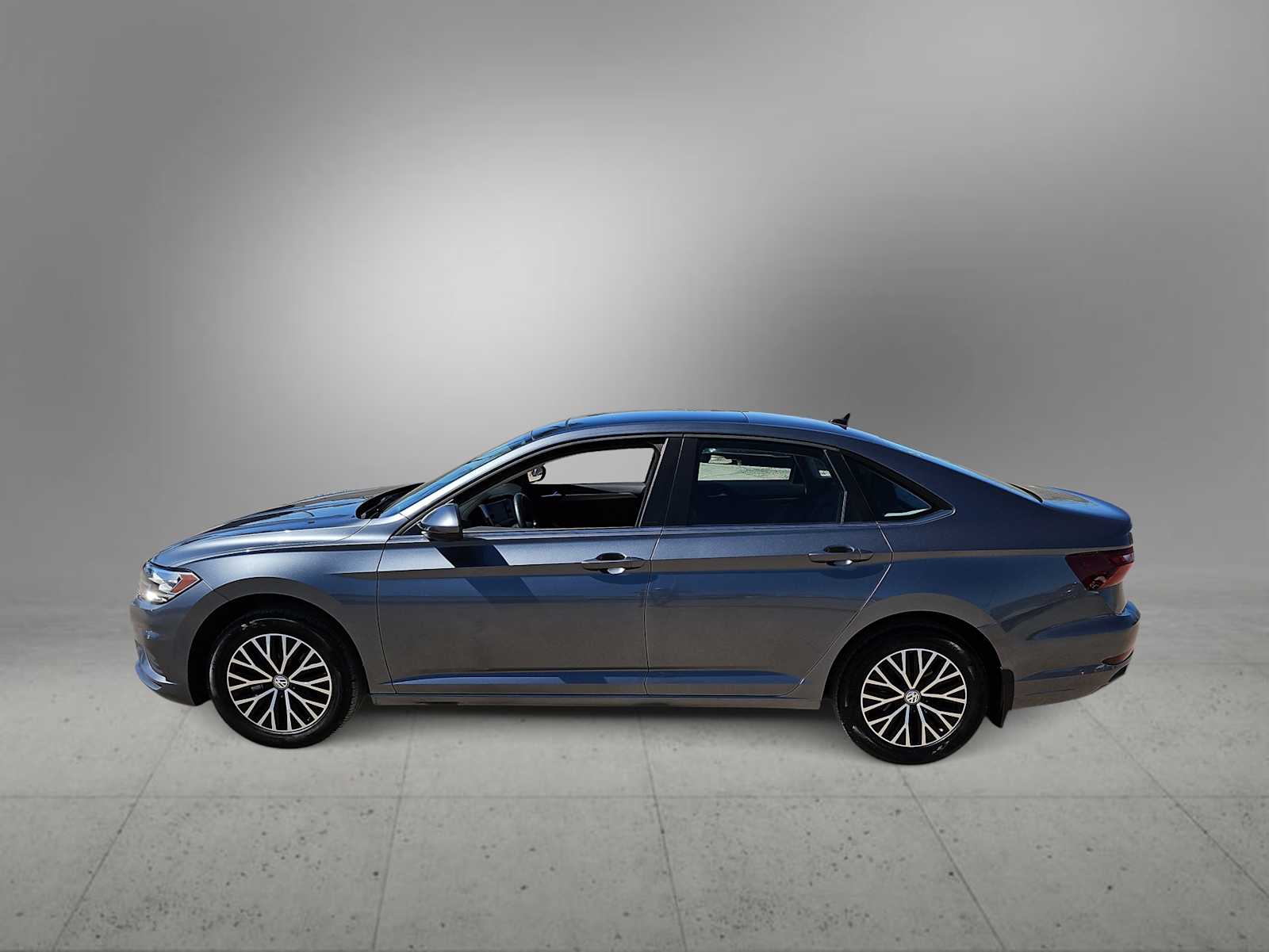 Thumbnail: 2021 Volkswagen Jetta - 5