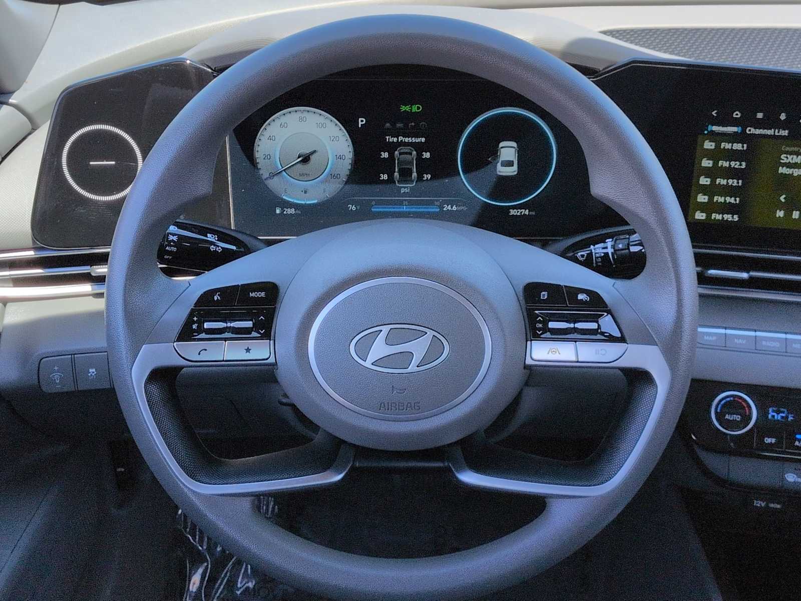 Thumbnail: 2024 Hyundai Elantra - 23