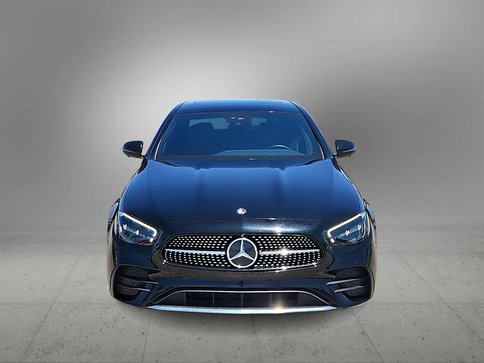 Thumbnail: 2021 Mercedes-Benz E-Class - 3
