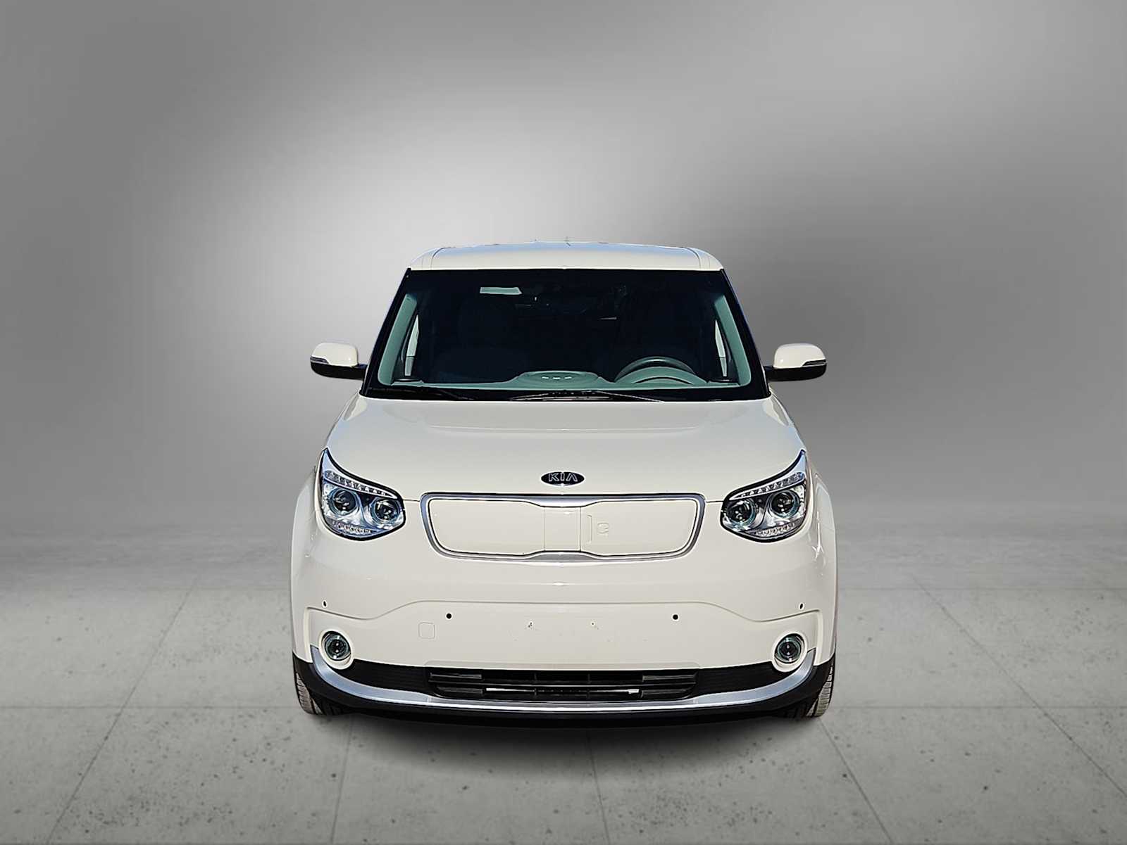 Thumbnail: 2017 Kia Soul EV - 3