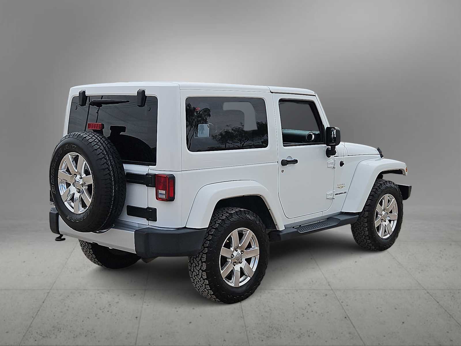 Thumbnail: 2015 Jeep Wrangler - 8
