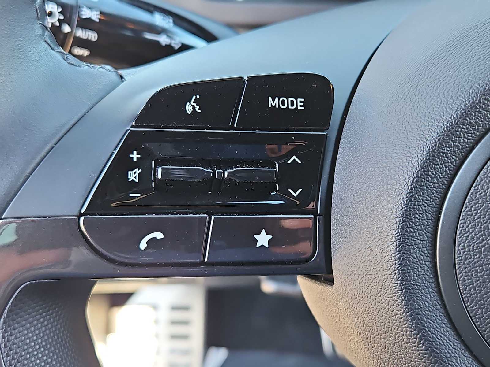 Thumbnail: 2025 Hyundai Elantra - 23