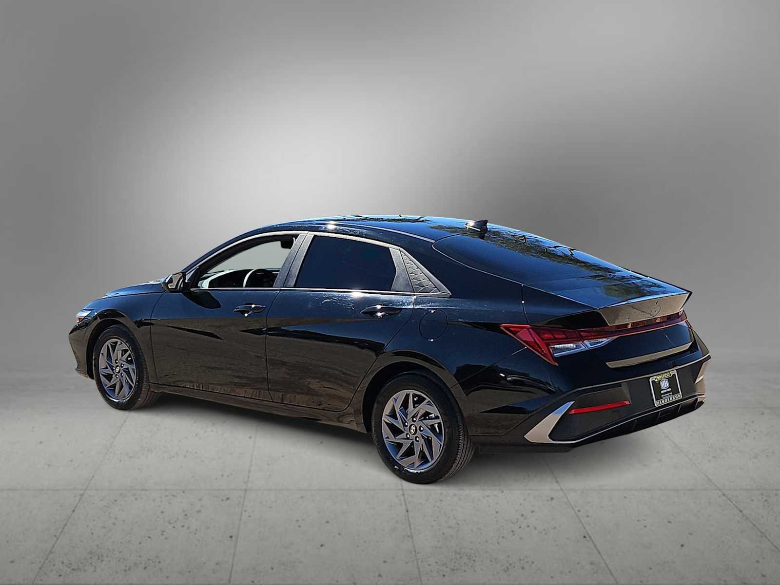 Thumbnail: 2024 Hyundai Elantra - 6