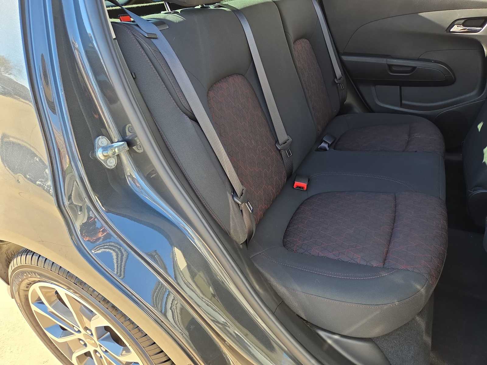 Thumbnail: 2017 Chevrolet Sonic - 21