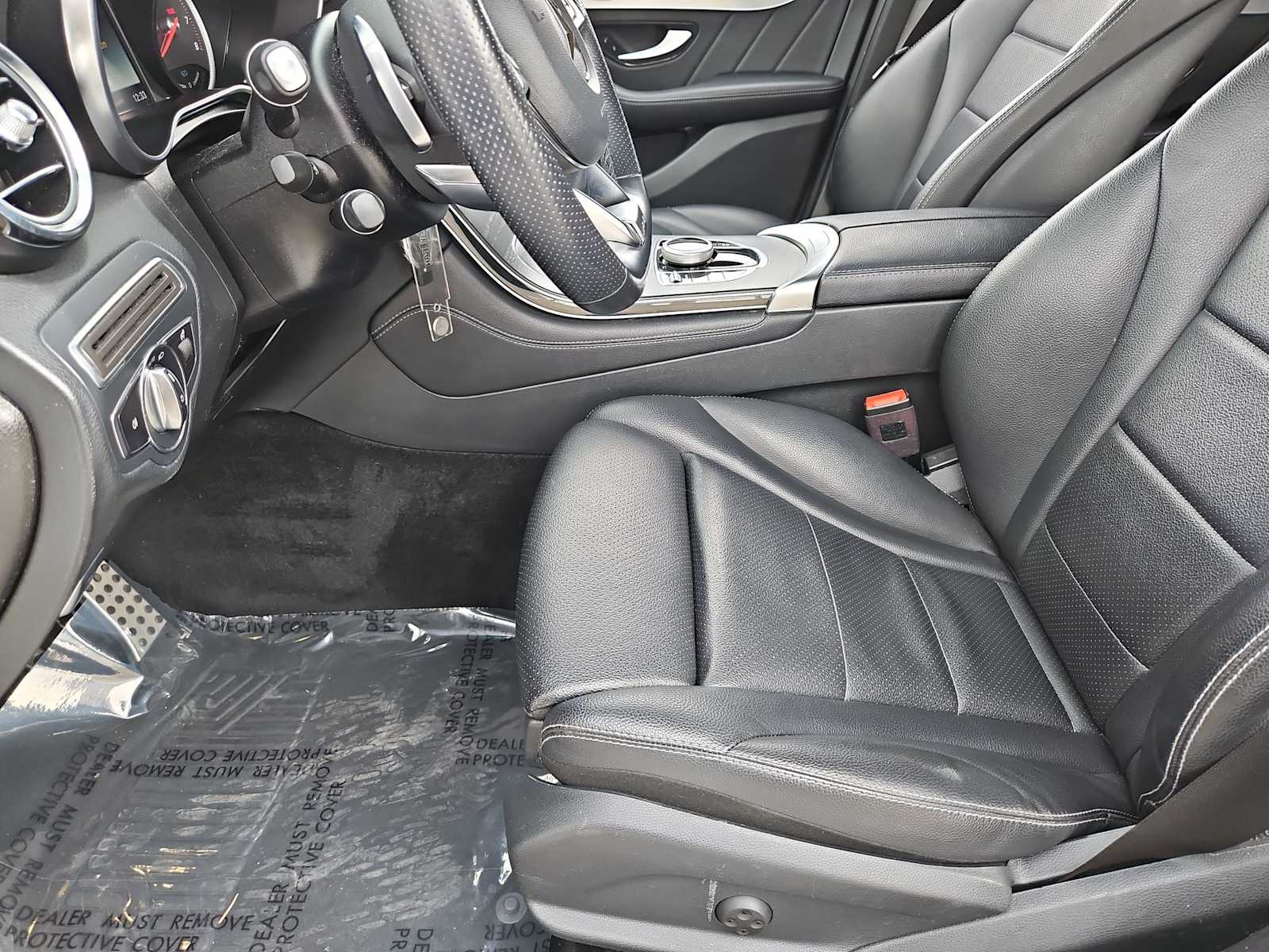 Thumbnail: 2019 Mercedes-Benz GLC - 16