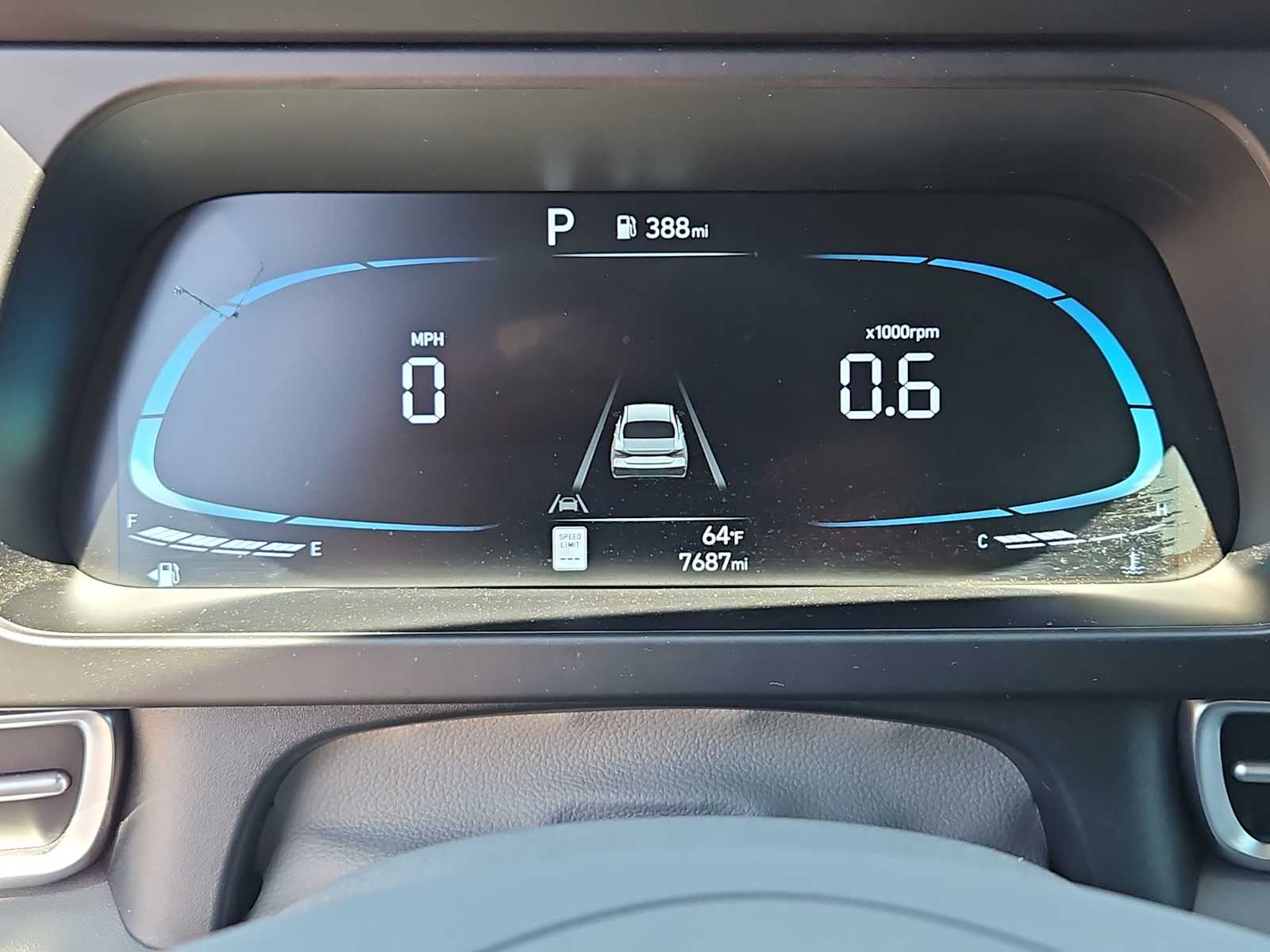 Thumbnail: 2025 Hyundai Elantra - 31