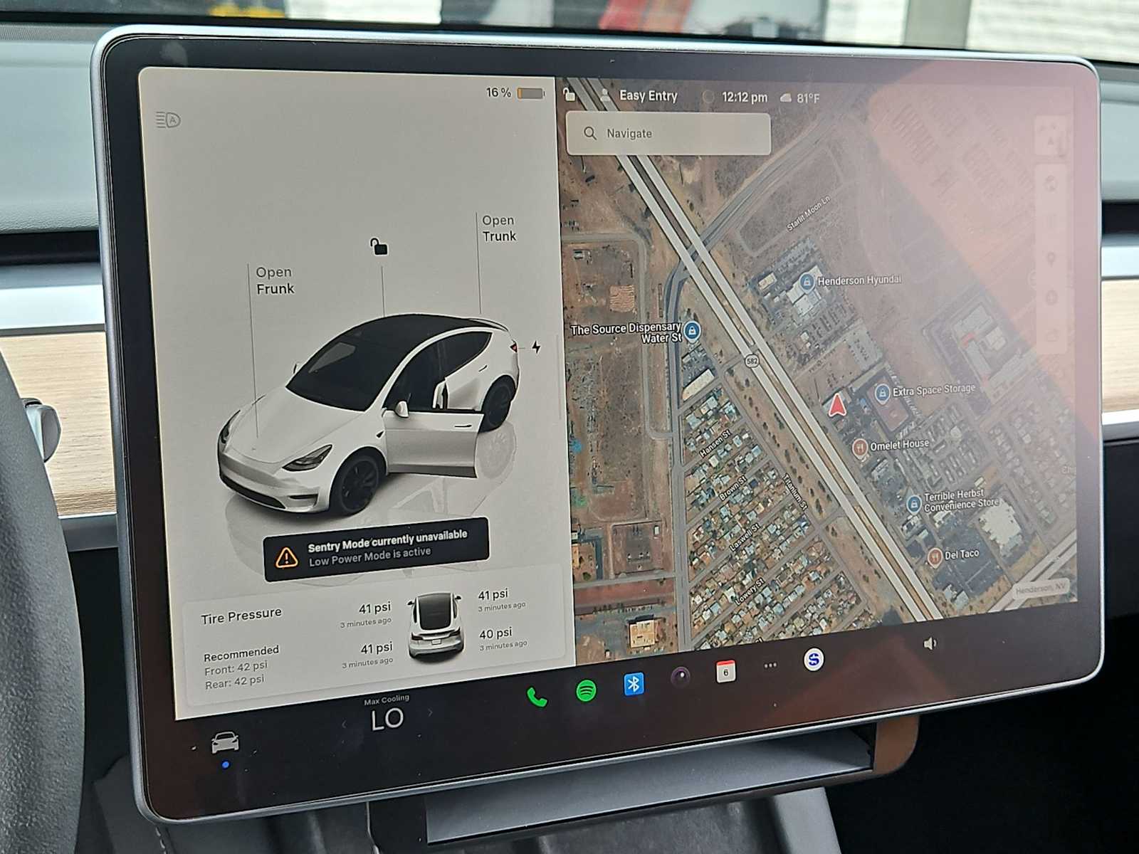 Thumbnail: 2023 Tesla Model Y - 25