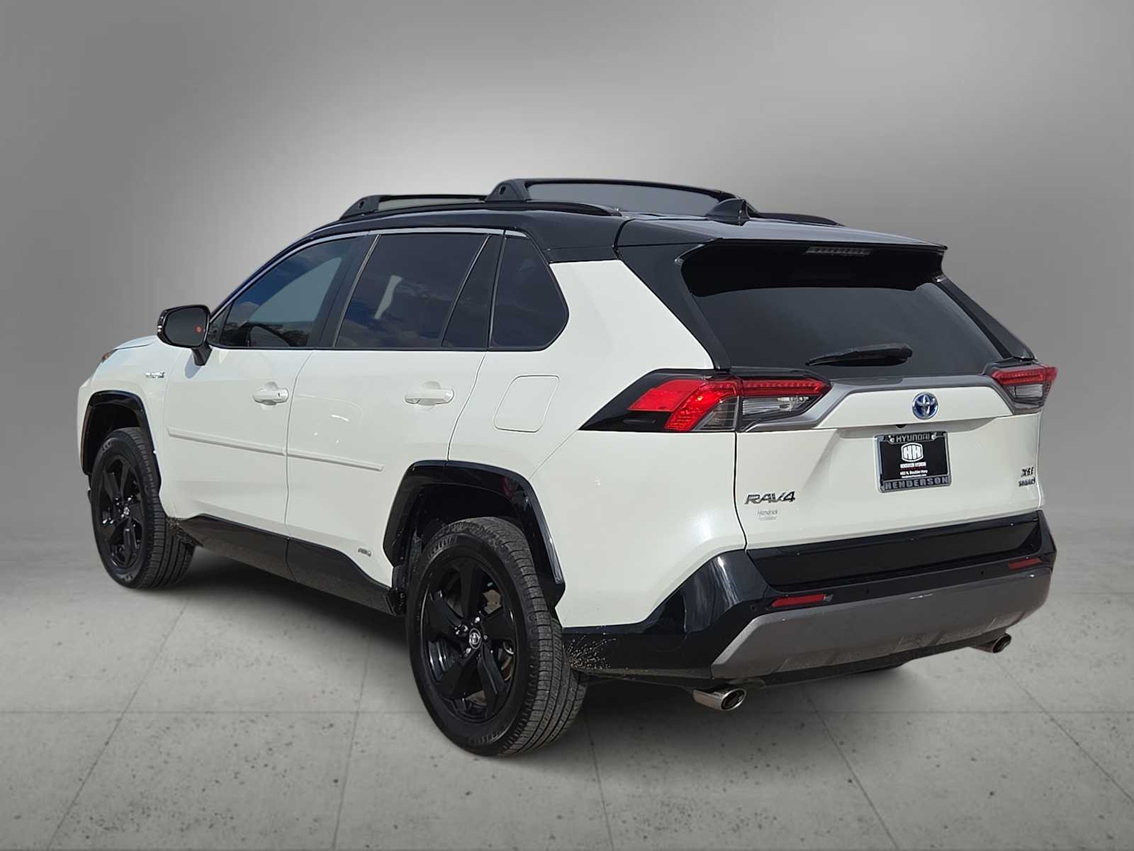 Thumbnail: 2020 Toyota RAV4 - 6