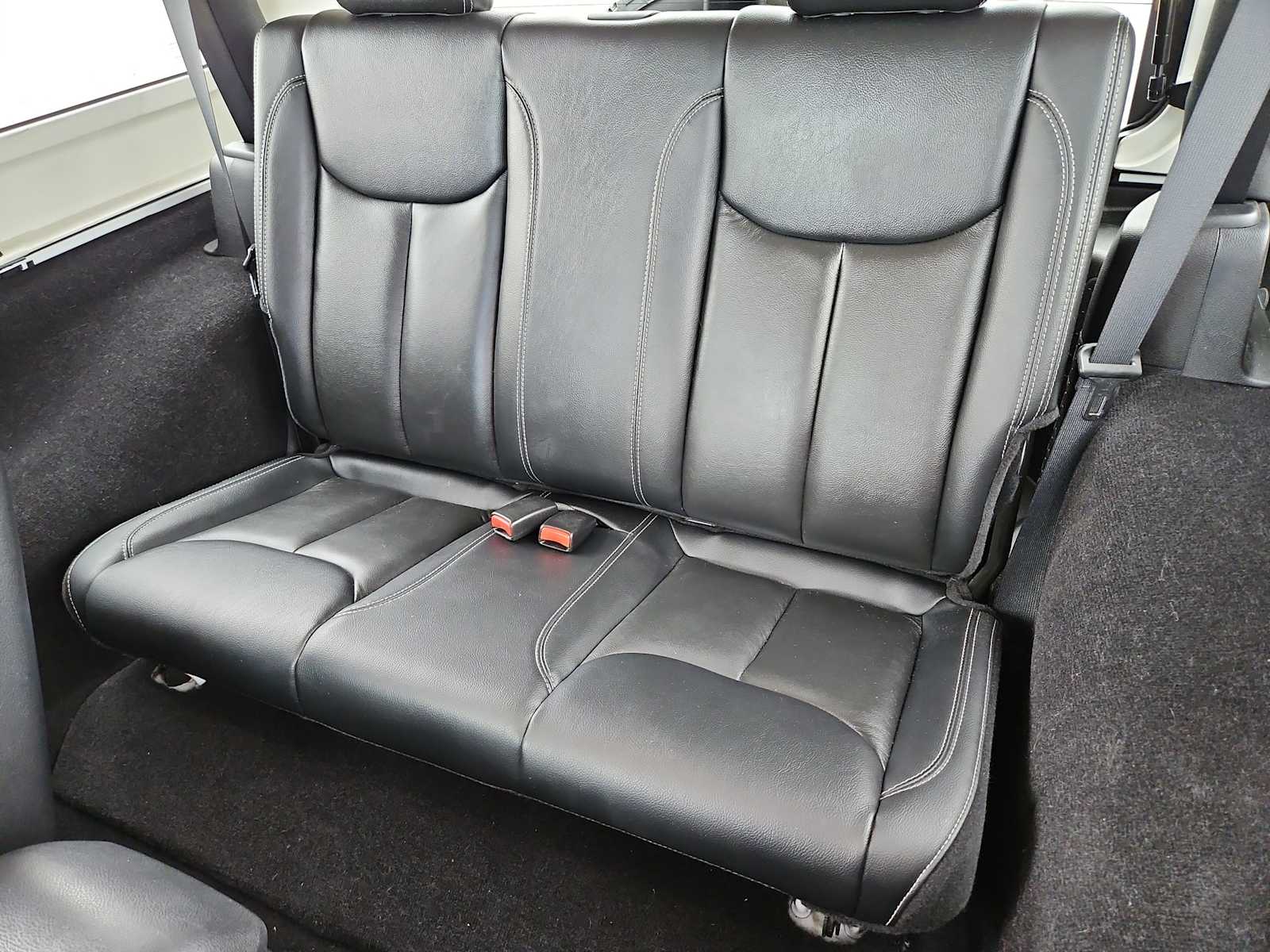 Thumbnail: 2015 Jeep Wrangler - 17