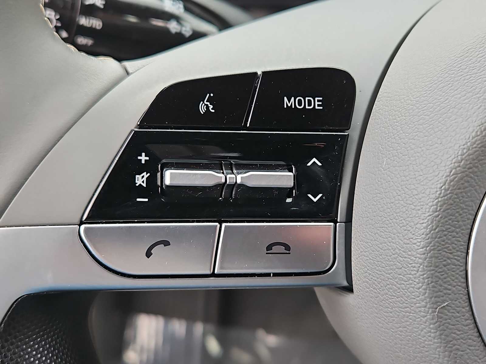 Thumbnail: 2023 Hyundai Elantra - 23