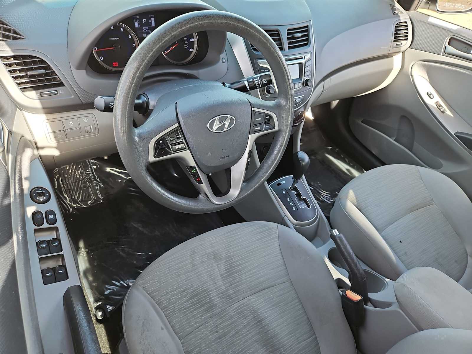 Thumbnail: 2016 Hyundai Accent - 10