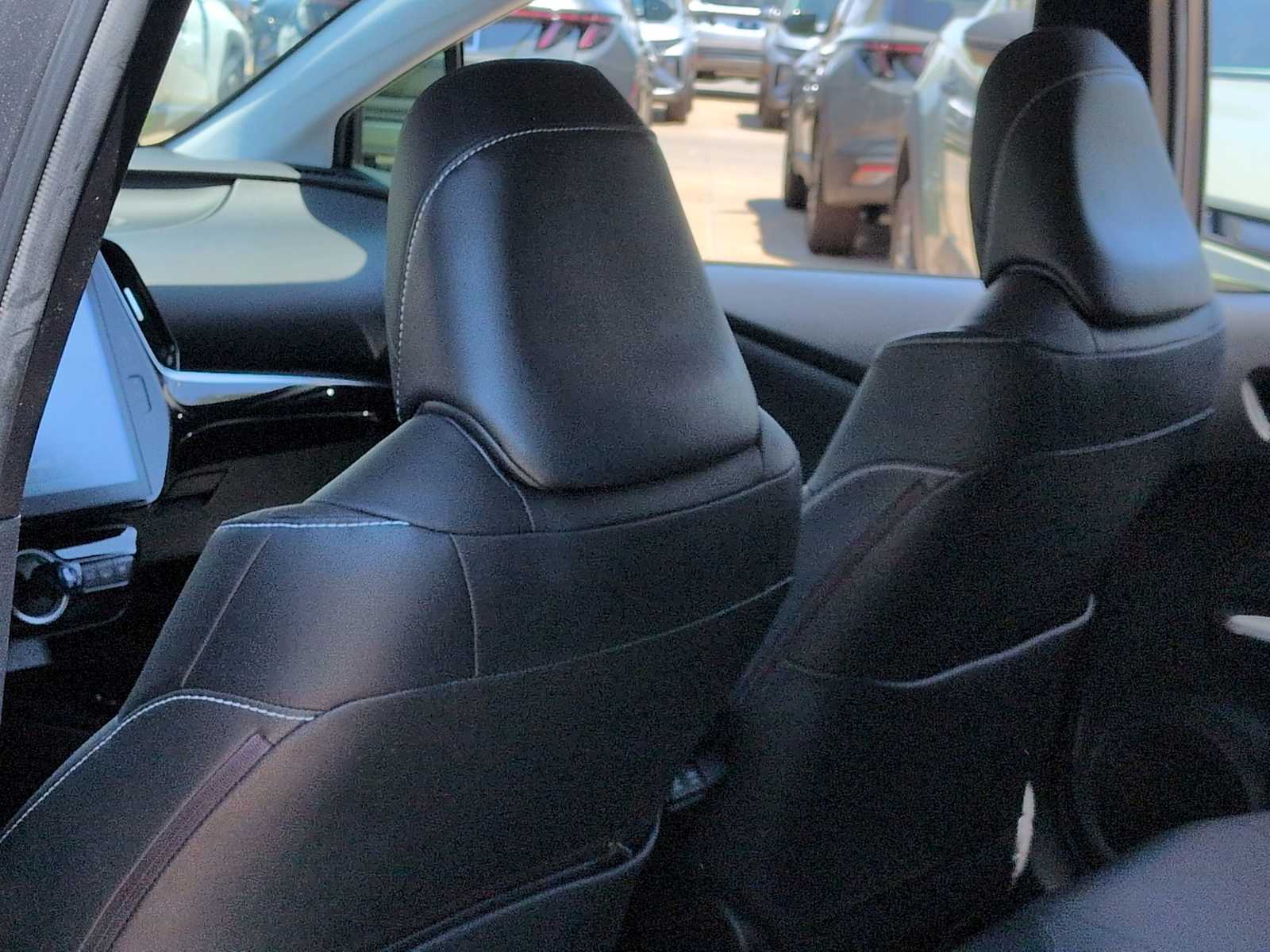 Thumbnail: 2021 Toyota Prius Prime - 18
