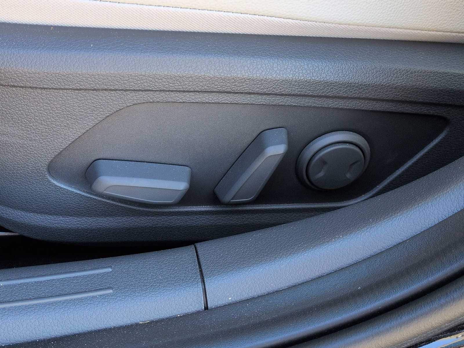 Thumbnail: 2025 Hyundai Sonata - 17