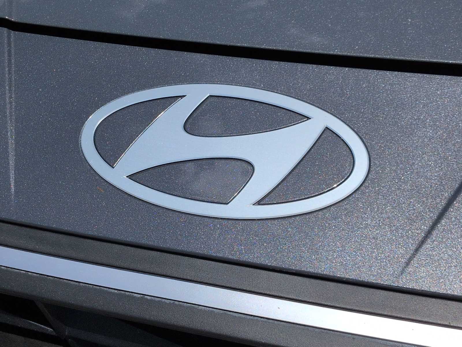 Thumbnail: 2024 Hyundai Elantra - 12