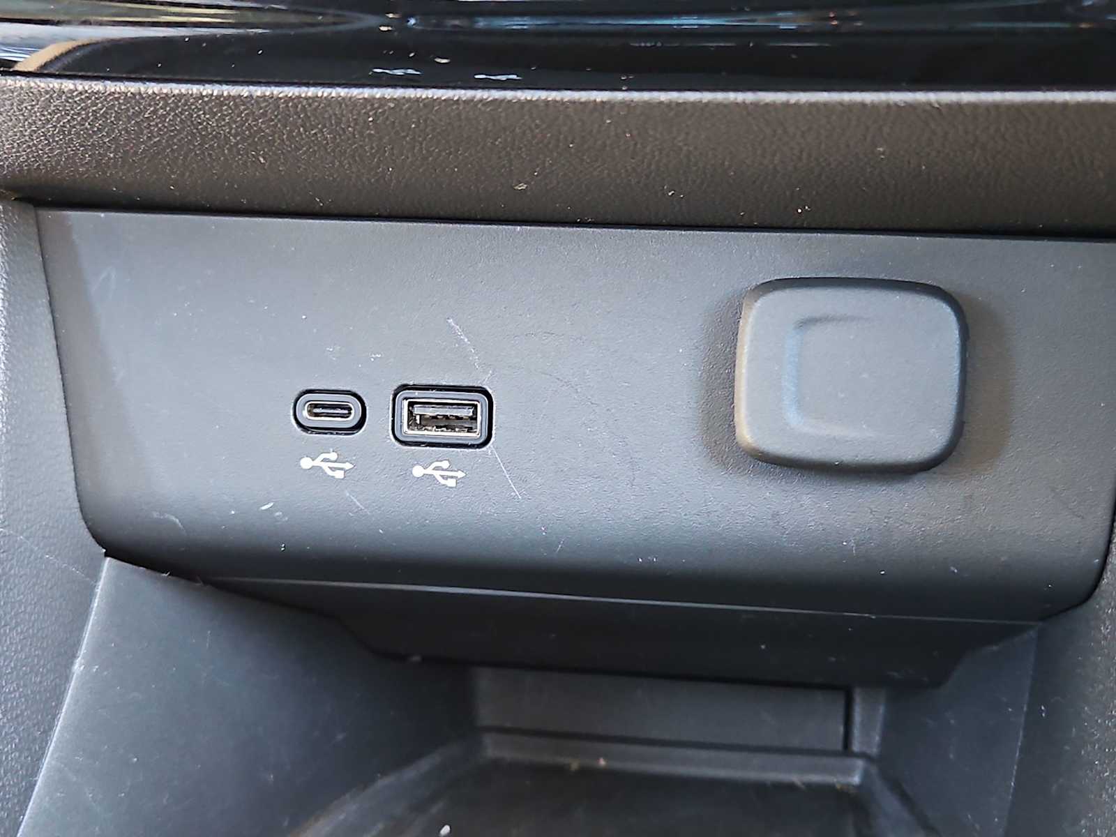 Thumbnail: 2024 Buick Encore GX - 30