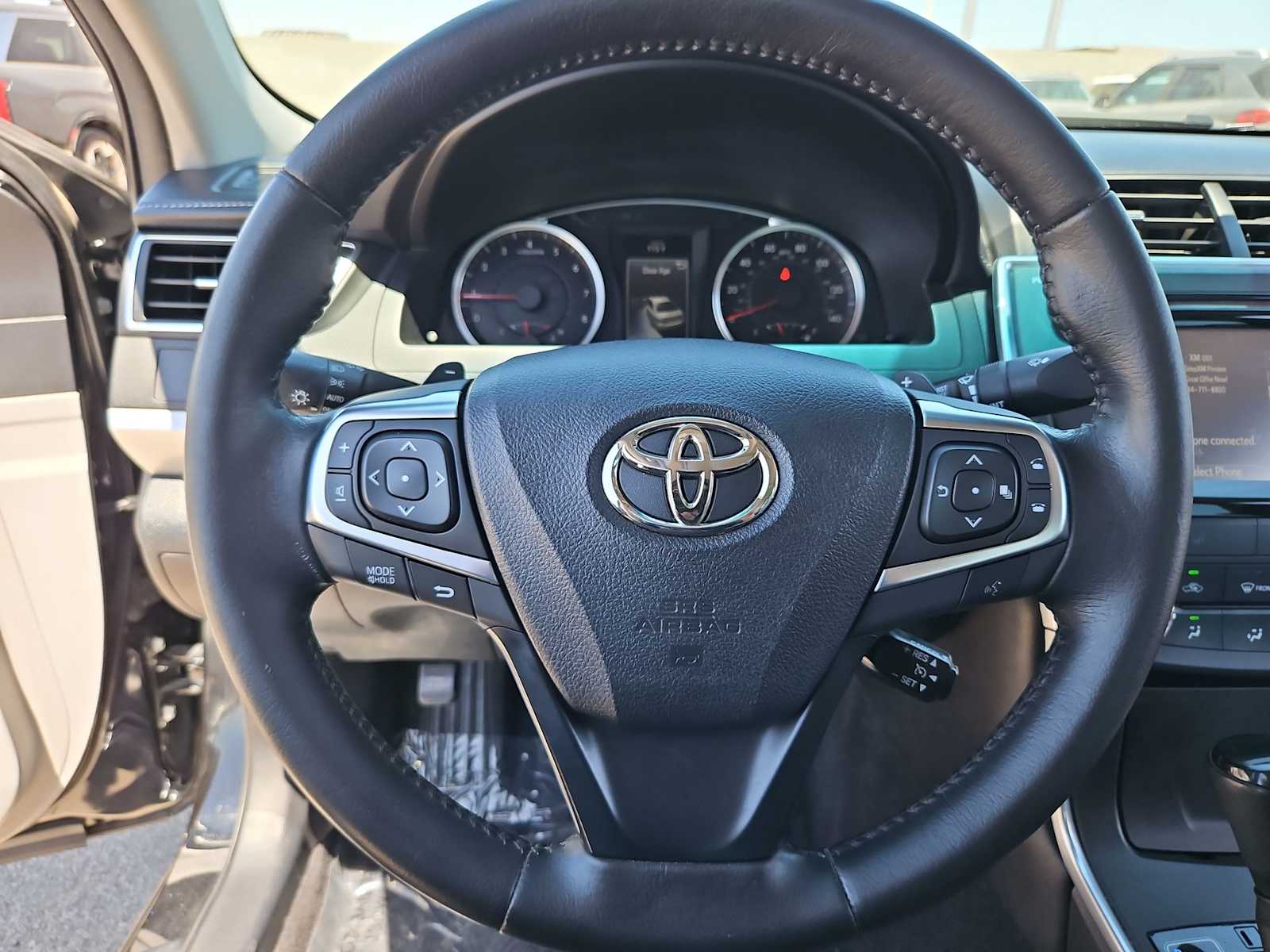 Thumbnail: 2015 Toyota Camry - 22