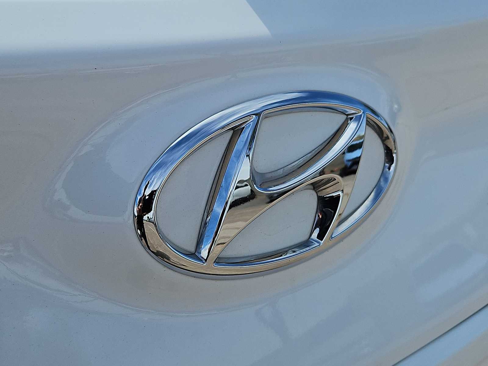 Thumbnail: 2023 Hyundai Kona - 11